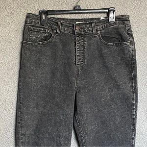 Womens Capri Mom Jeans Size 31 cropped Denim Raw Hem Folded Pants Bottom